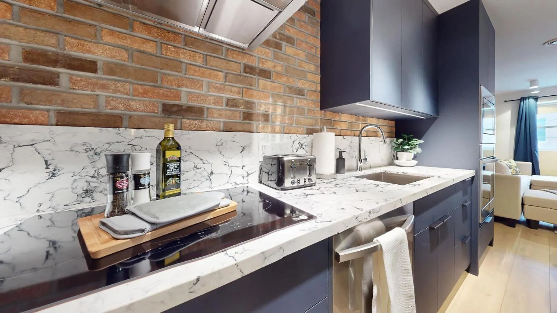 Casa Queen Elegant Suite In Leslieville Τορόντο Ξενοδοχείο