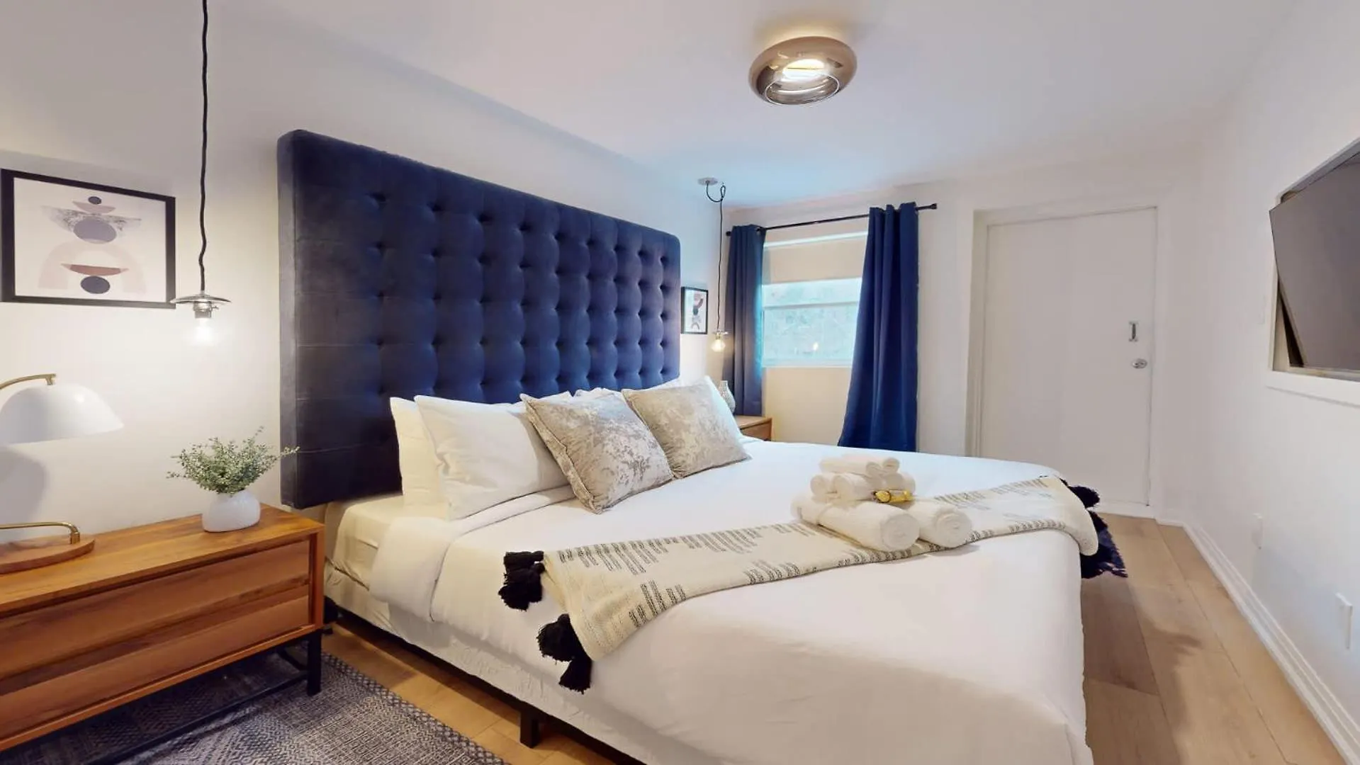 Casa Queen Elegant Suite In Leslieville Τορόντο Ξενοδοχείο
